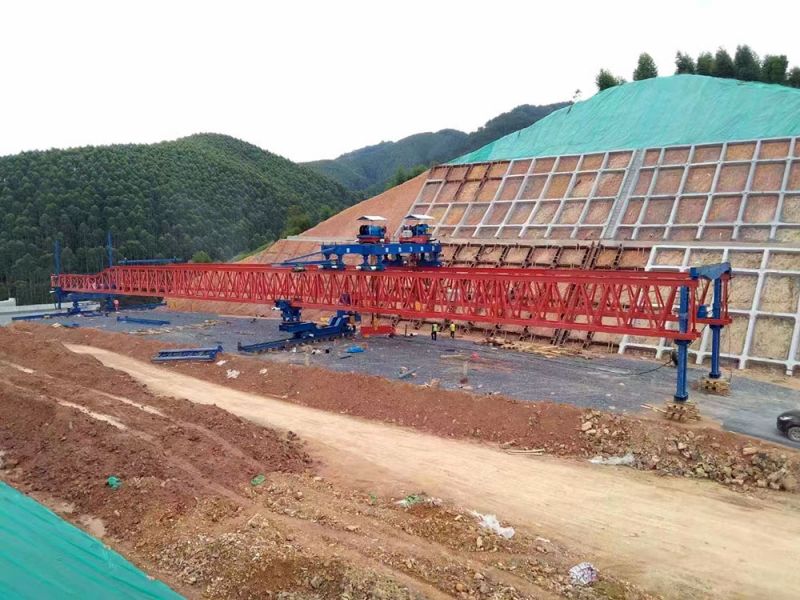 架橋機